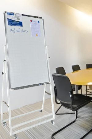 Bảng flipchart chân gấp