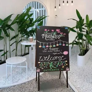 Bảng viết phấn quán cafe