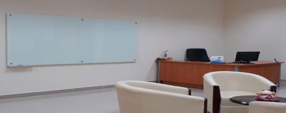 Bảng văn phòng kính cường lực